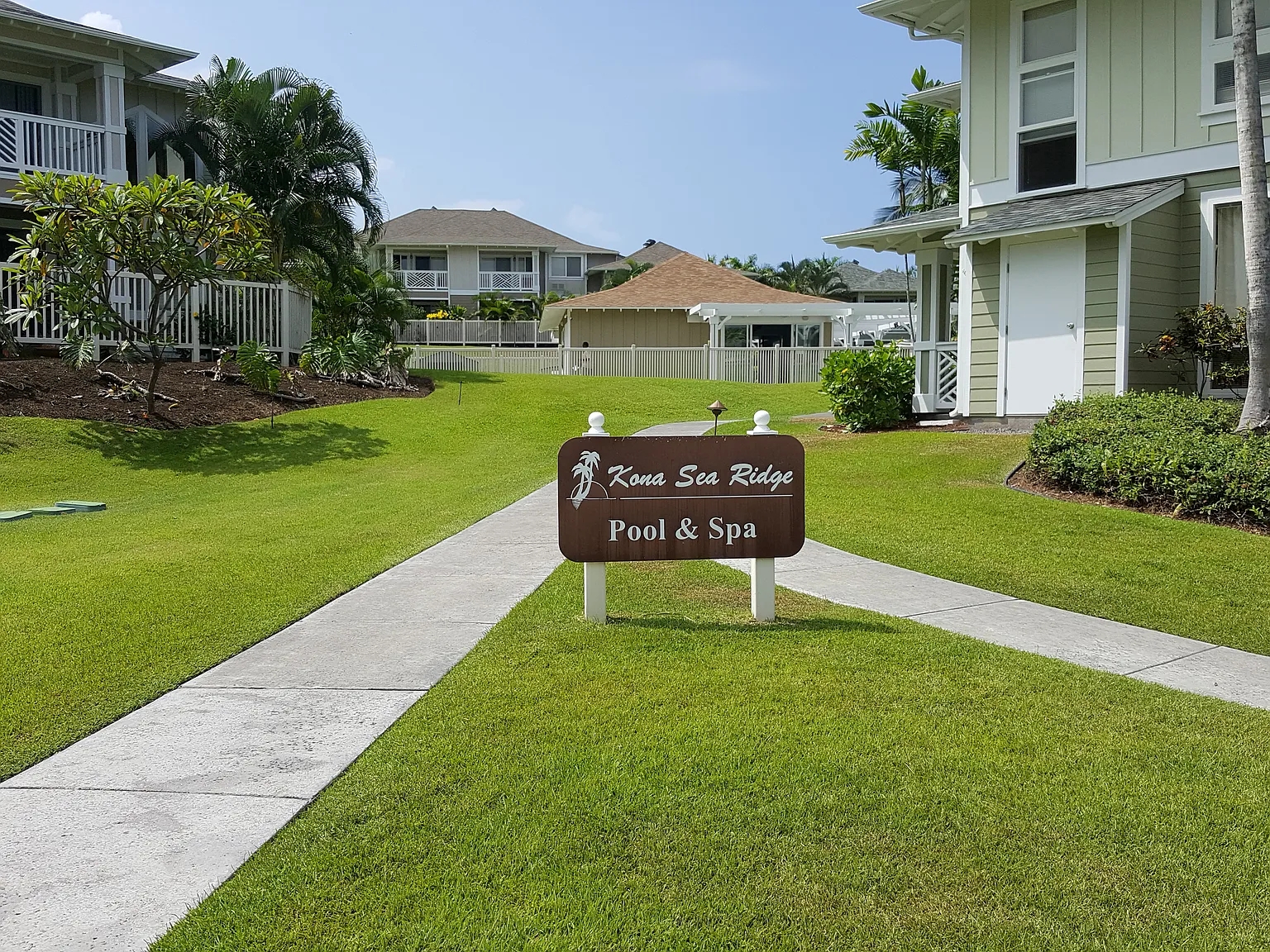 2 bed, 906 sqft, $3,200 — Photo 3