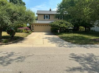 1635 Woodhurst Dr, Toledo, OH 43614