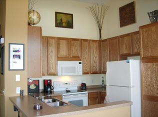 2257 Saint Johns Pl, Woodbury, MN 55129