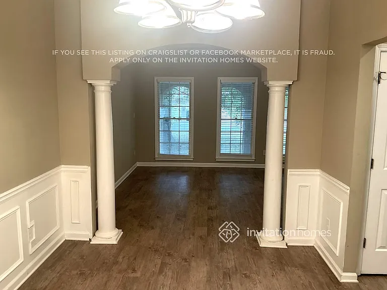 3443 Kenilworth Ct — Photo 2