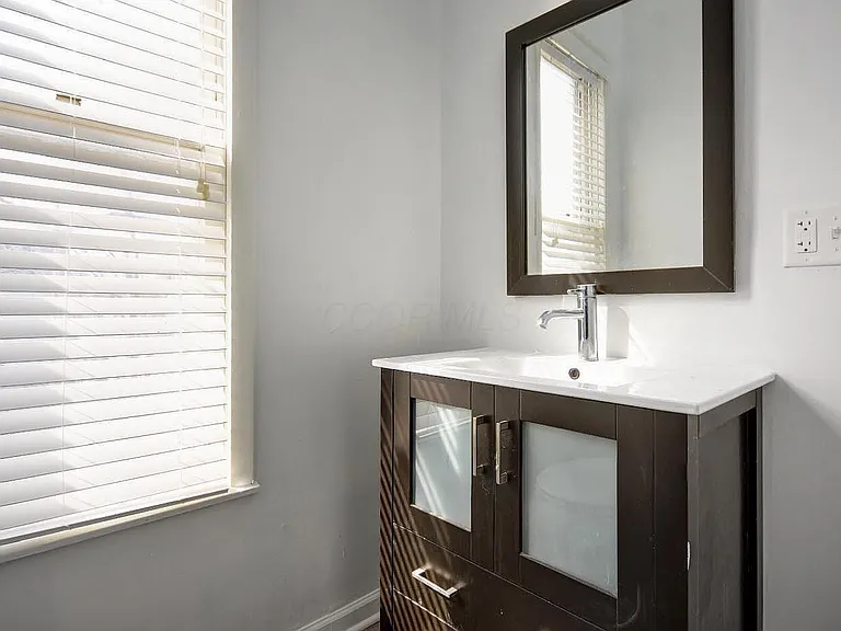 683 S Champion Ave #683 — Photo 18