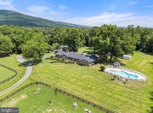 20269 Trappe Rd, Bluemont, VA 20135