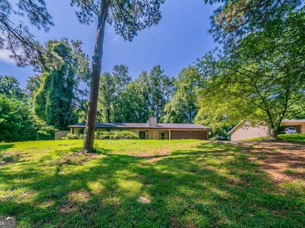 5245 Flat Creek Rd, Gainesville, GA 30504