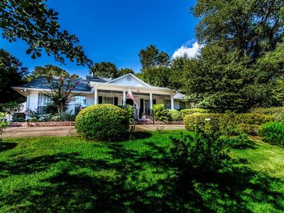 806 River Oaks Dr, Huntsville, TX, 77340