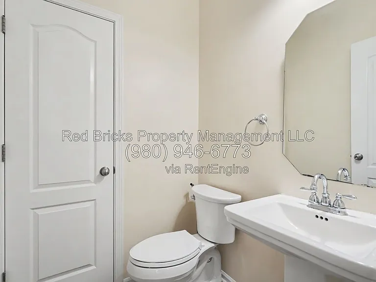 13502 Delstone Dr — Photo 20