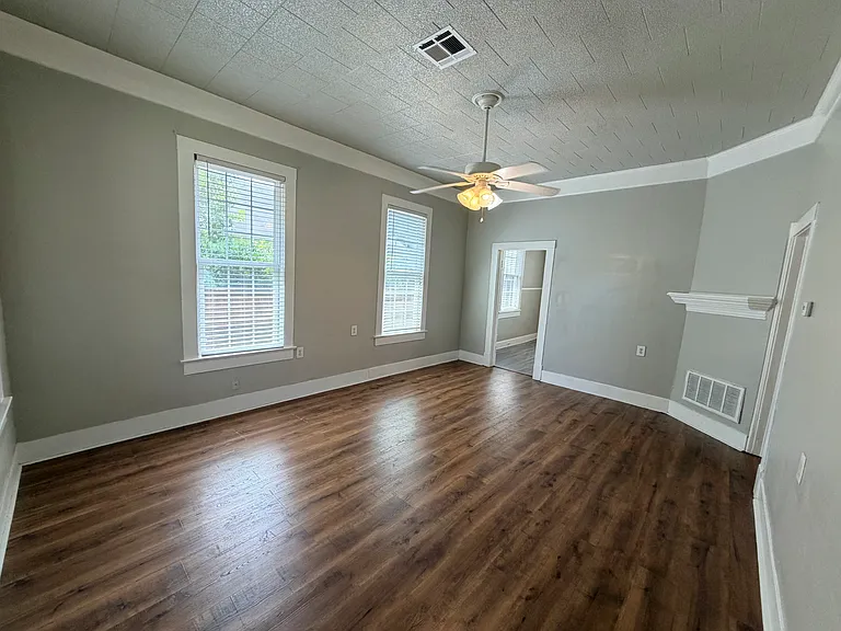 508 Forrest St — Photo 3