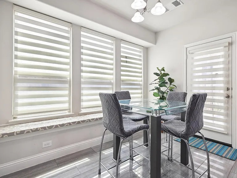 5012 Engleswood Trl — Photo 13
