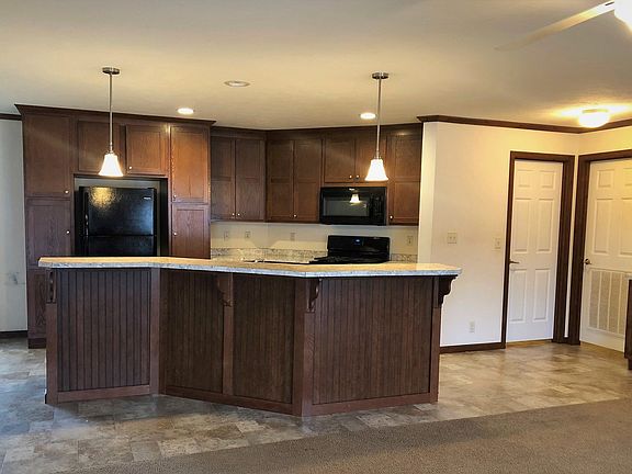 4th image of 29080 Meadowlark Blvd #65