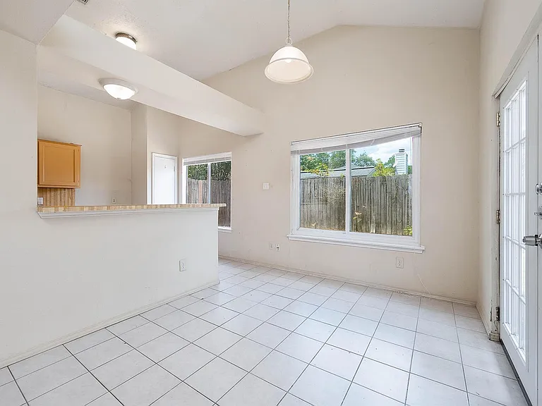 11918 Westwold Dr — Photo 7