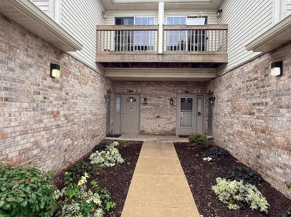 9211 S 54th STREET Unit C, Franklin, WI 53132