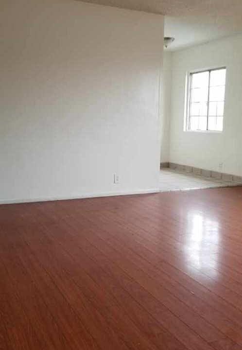 2nd image of 448 W Alondra Blvd APT D