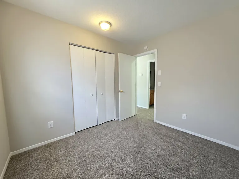 1118 Hillcrest Ave — Photo 14