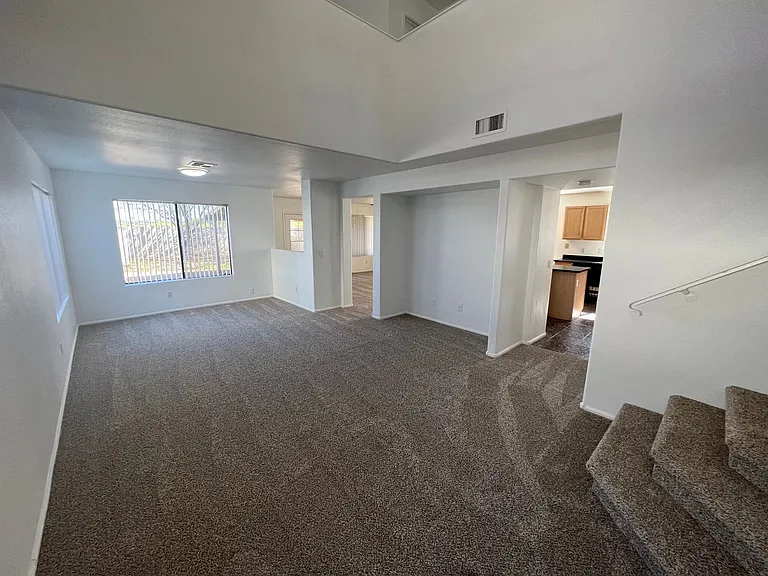 20401 N 37th Ave — Photo 11