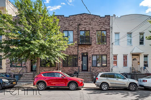 Rented by Rennit Inc. | media 15