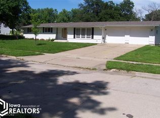 901 S Mikels Dr, Centerville, IA 52544