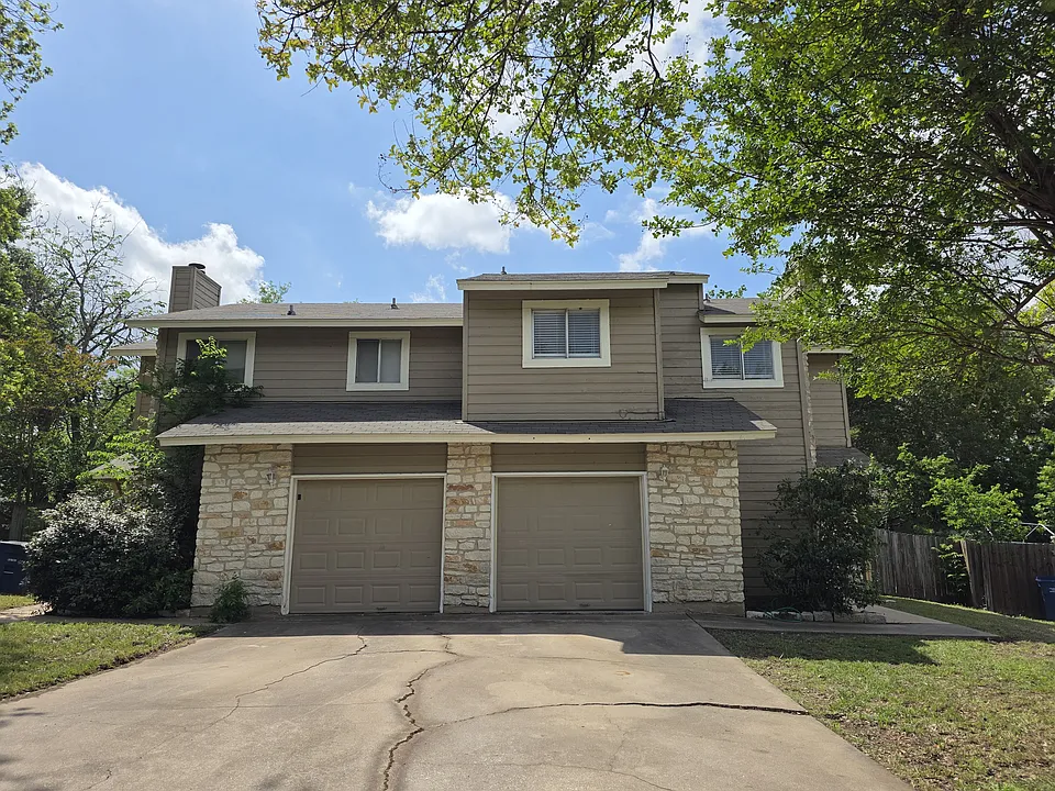 8818 Clearbrook Trl #A