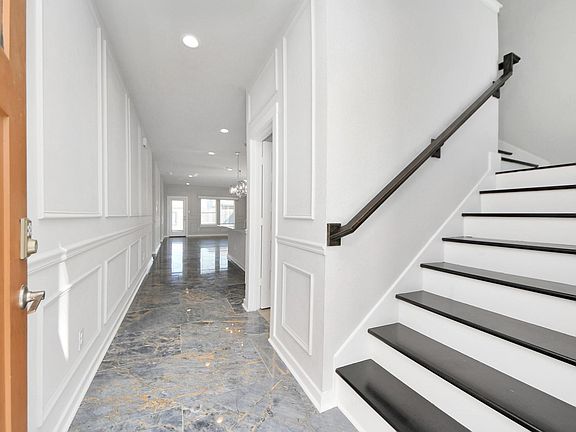 4th image of 7515 Rivercane Shore Ln