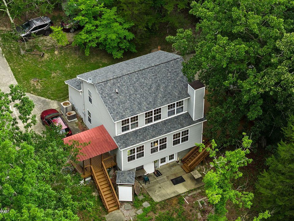 1st image of 755 Sleepy Hollow Cir