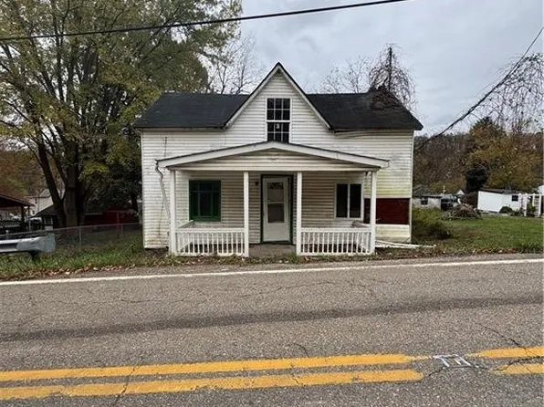 50128 4th St, Saint Clairsville, OH 43950