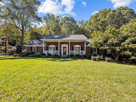 2nd image of 1267 Candlewood Dr