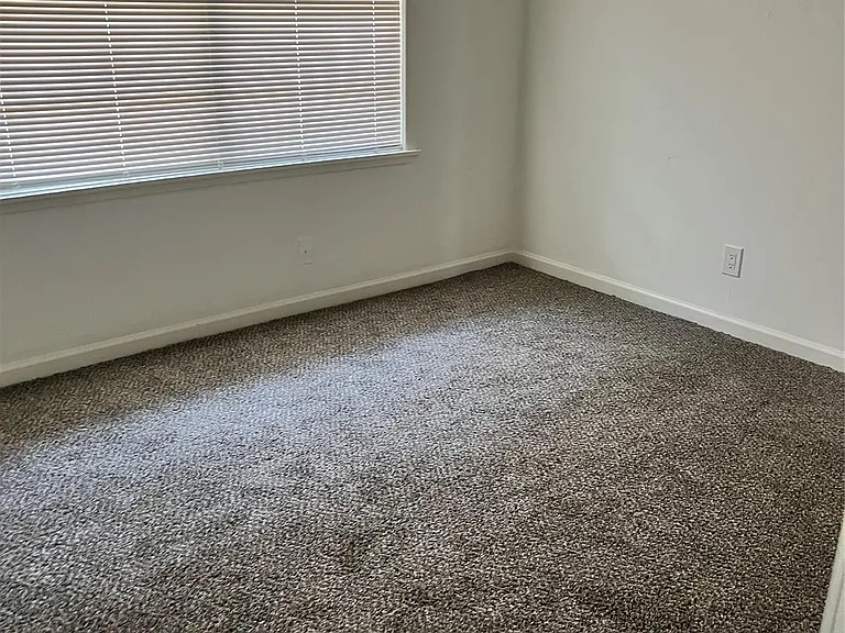 4122 Madden Ln — Photo 1