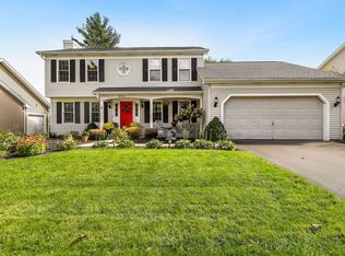 961 Lewis Rd, Geneva, IL 60134