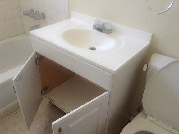 5th image of 210 N Alhambra Ave APT A