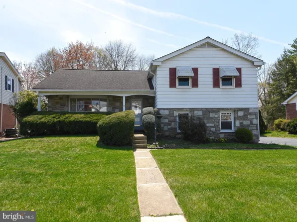 35 Oakland Ave, Lansdale, PA 19446