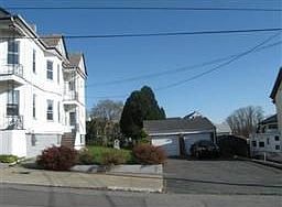 2nd image of 127-129 Garfield St