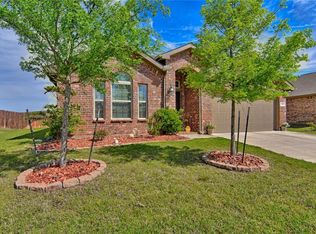 237 Pin Cushion Trl, Burleson, TX 76028