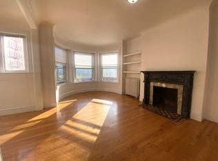 891 Massachusetts Ave APT 3, Cambridge, MA 02139