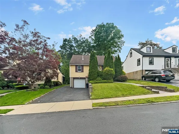 46 Woodland Ave, Maywood, NJ 07607