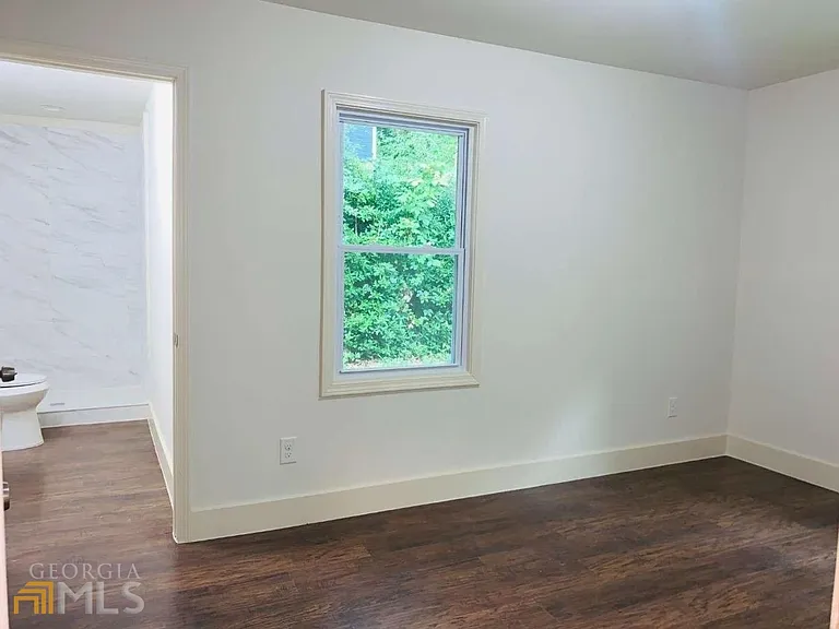 364 Brooks Ave SW — Photo 15