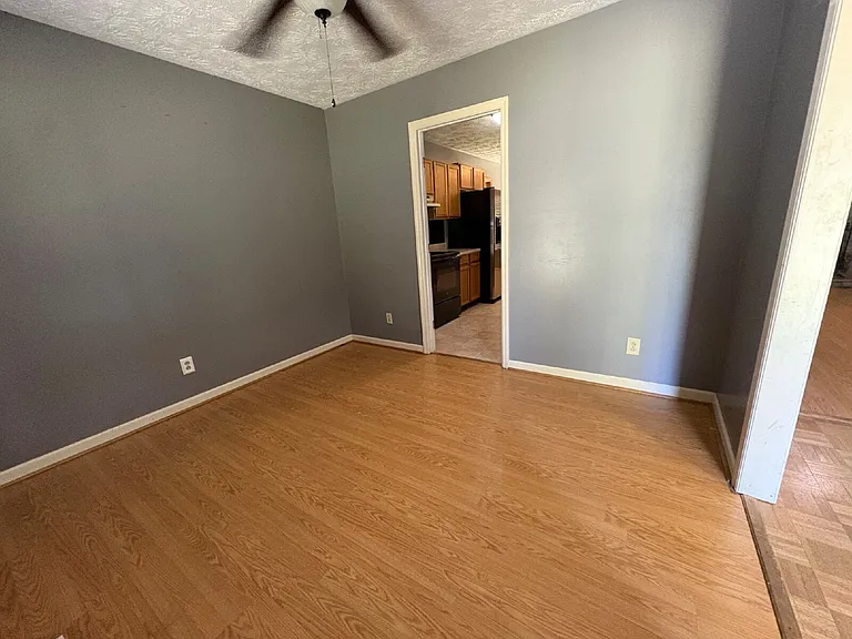 204 Cobblestone Ct — Photo 5