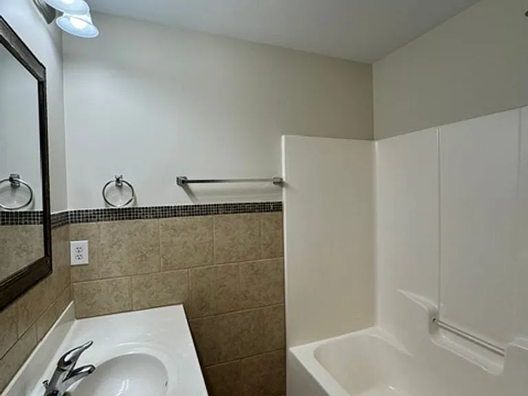 150 Raye Dr — Photo 23