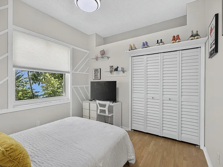 716 Lake Wellington Dr — Photo 27