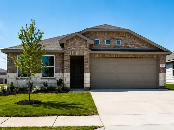 2201 Bakersfield Dr, Fort Worth, TX 76036