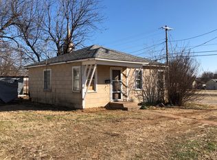 410 N 10th St, Perry, OK 73077