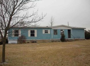 16607 S Morril Rd, Scranton, KS 66537