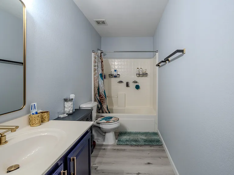 9631 N 82nd Gln #4 — Photo 26