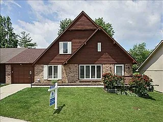 34 Woodacre Dr photo 1