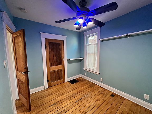 3rd image of 1453 Genessee St SE #1