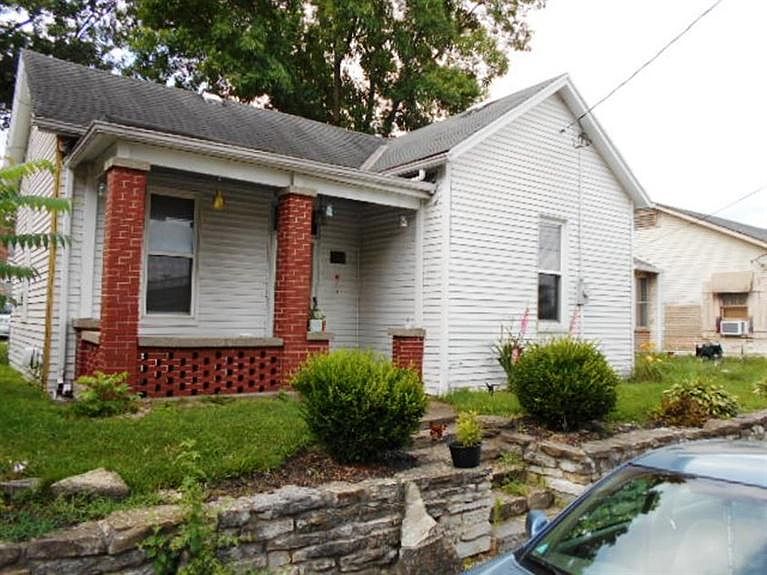 1st image of 107 Brown St