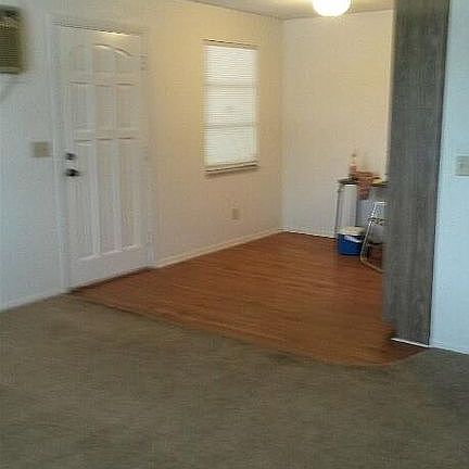 3rd image of 308 S Lincoln Ave APT 2