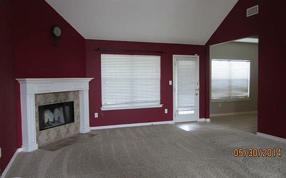 3rd image of 1809 Suncrest Dr