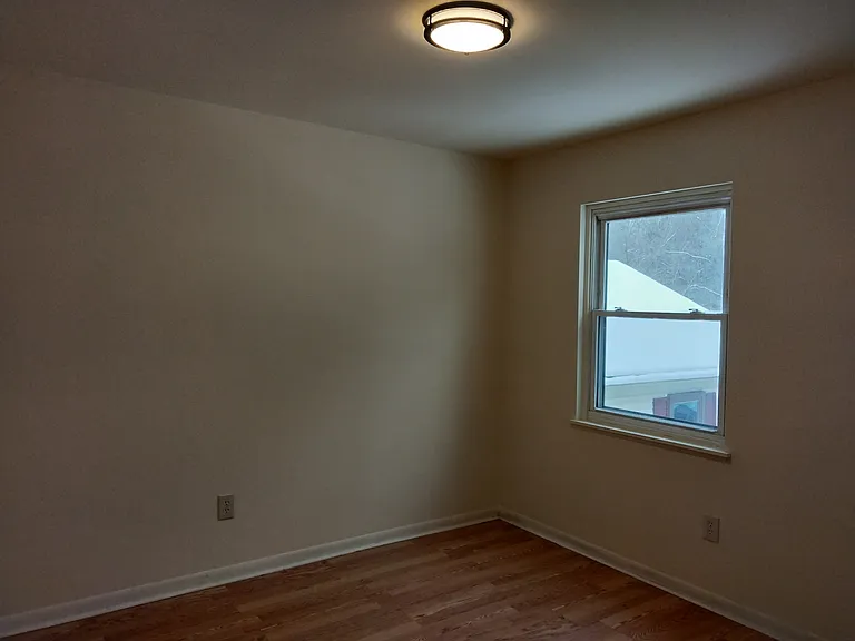 145 Village Ct #145 — Photo 8