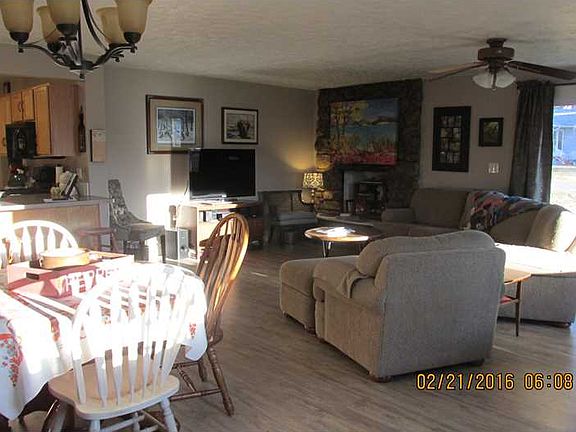 5th image of 321 3rd Ave S