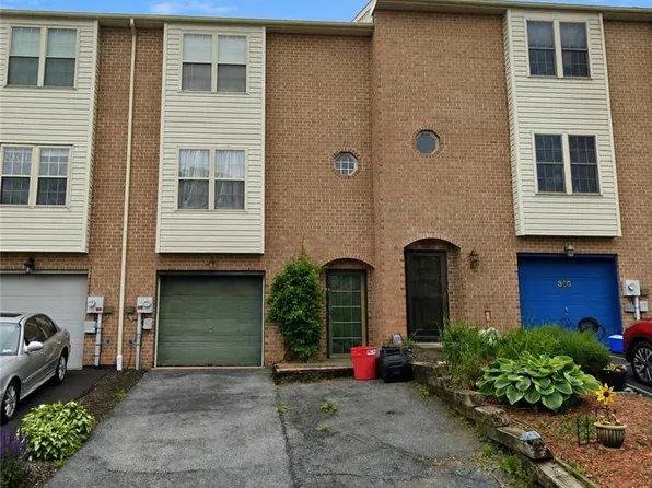 302 Ridgeview Dr, Alburtis, PA 18011