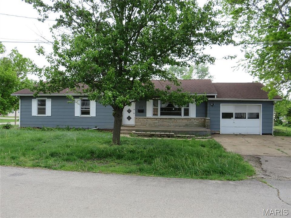 1st image of 905 E Pace St