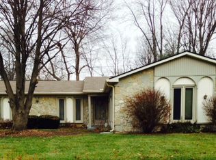 1050 Selkirk Ln, Indianapolis, IN 46260